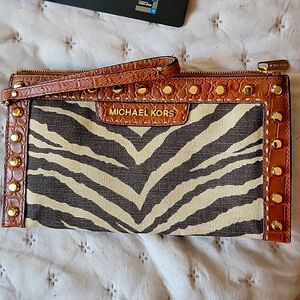Michael Kors wristlet